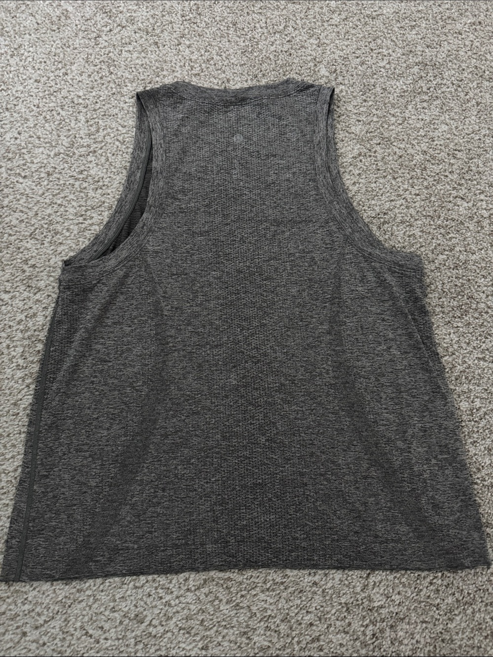 NWOT - Lululemon Swiftly Relaxed Tank Top Hip Length Updated Fit.